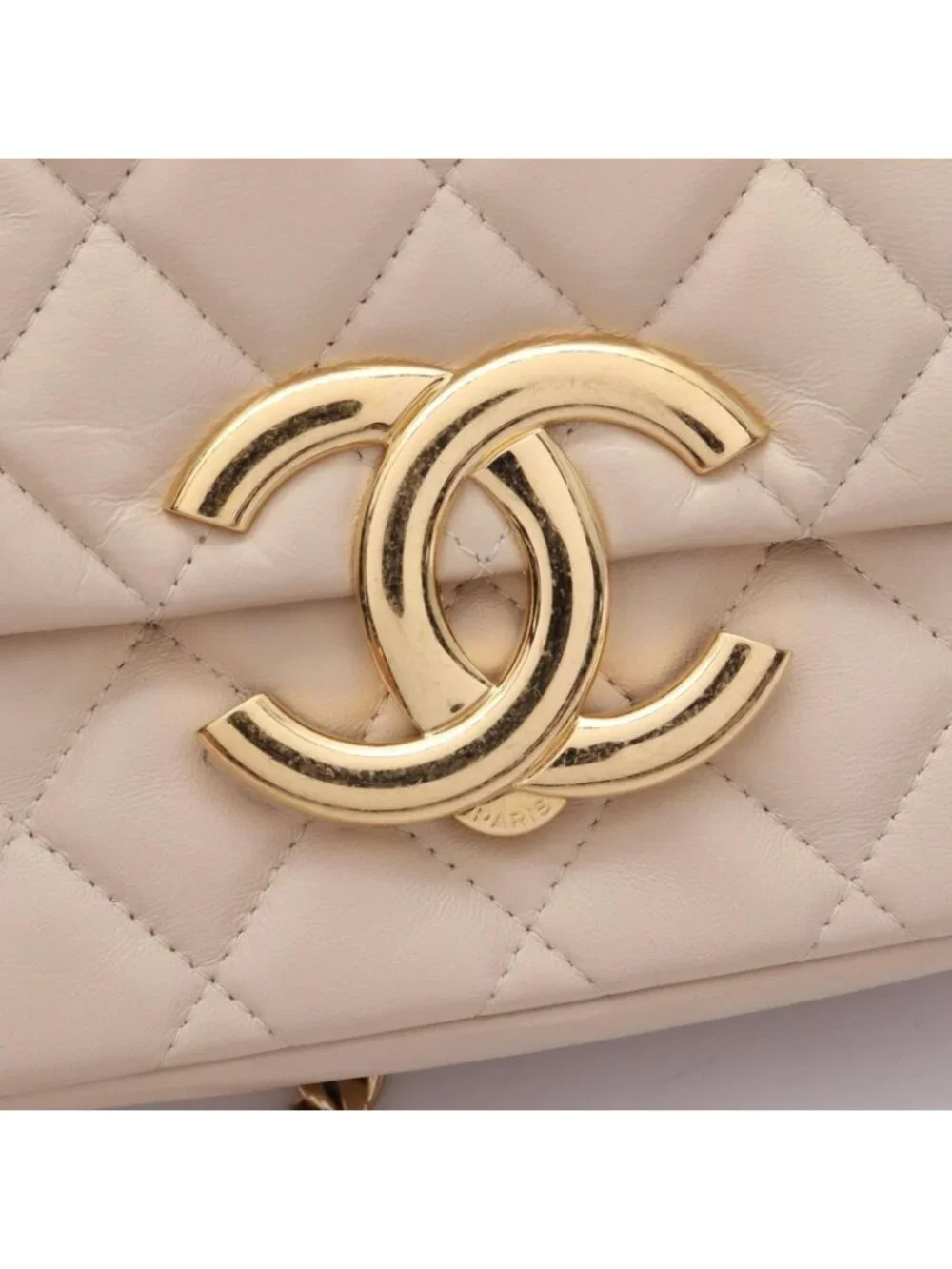 Chanel Shoulder Bag Quilted Beige Leather CC Logo Chain